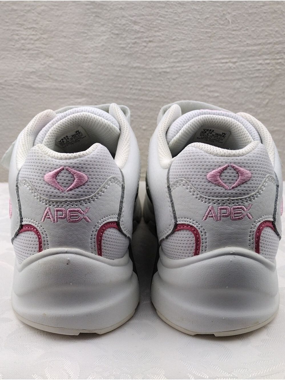 Apex V952 White Soft Napa Leather Two Hook Loop Strap Upper Pods Sole Sneaker - Picture 5 of 16